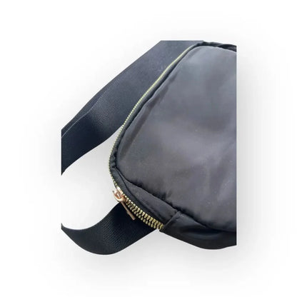Vyölaukku Black